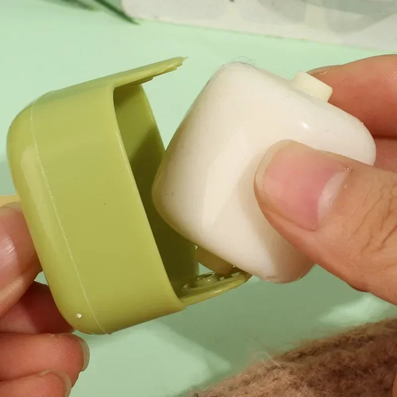 Reusable Pet Hair & Lint Remover Roller – Washable, Portable & Eco-Friendly